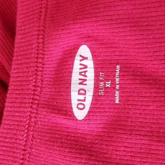 4/$30 Old Navy XL ribbed square neck red tank ** - Picture 5 of 7